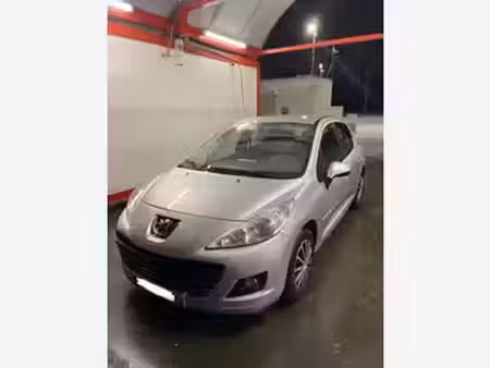 Peugeot 207 1.6 HDi 90 Business Pack