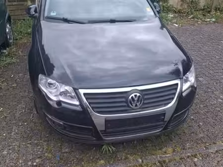 Volkswagen Passat 1.6 FSI