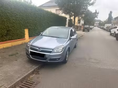 Opel Astra 1.4 90