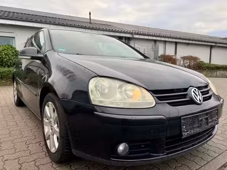 Volkswagen Golf 2.0 TDI 140 Sportline 4Motion