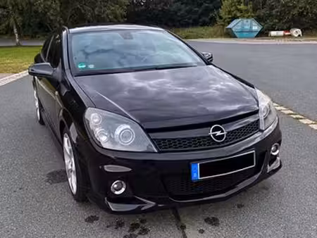 Opel Astra 1.6 180 OPC Line