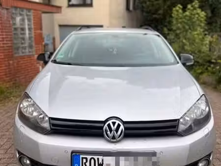 Volkswagen Golf 1.6 TDI 105