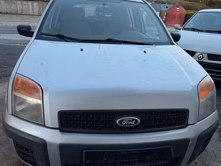 Ford Fusion 1.4 80