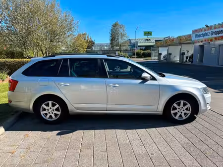 Škoda Octavia 1.6 FSI 115 Ambition