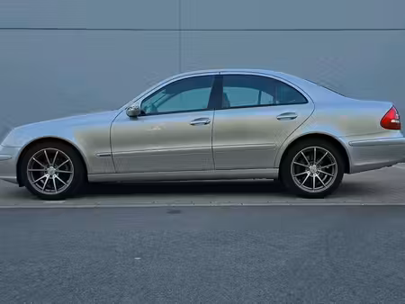 Mercedes-Benz Classe E E 220 2.1 CDI 150