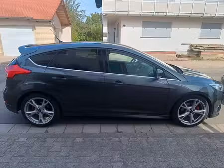 Ford Focus 1.5 EcoBoost 150 Titanium