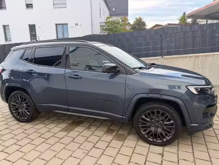 Jeep Compass 4XE 1.3 240 S 4x4