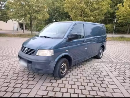 Volkswagen Transporter T5 1.9 TDI 102