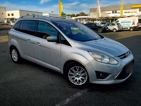Ford Grand C-max 2.0 TDCi 140 Titanium