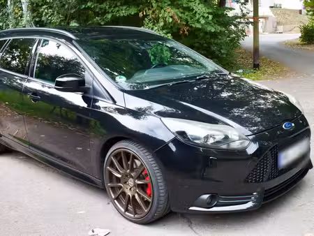 Ford Focus ST 2.0 250