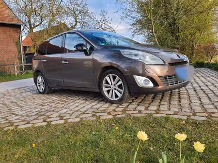 Renault Scénic 1.9 dCi 130