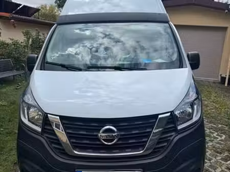 Nissan NV300