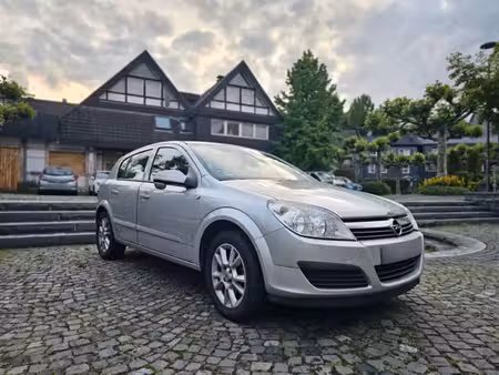 Opel Astra 1.4 90