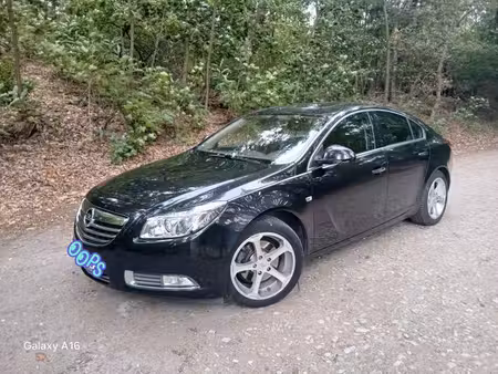 Opel Insignia 2.0 T 220 Cosmo 4x4