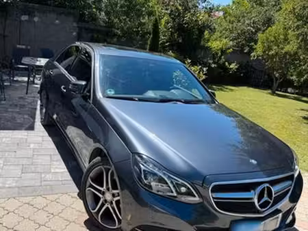 Mercedes-Benz Classe E E 220 2.1 170 AMG Line