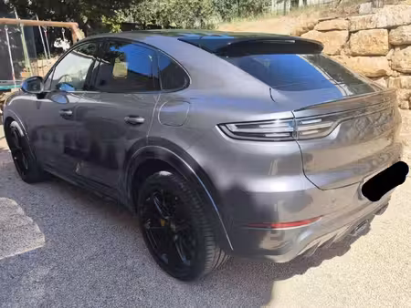 Porsche Cayenne Turbo S V8 4.0 680 4x4