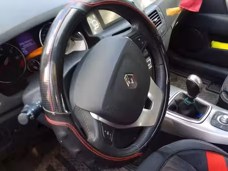 Renault Laguna 2.0 140