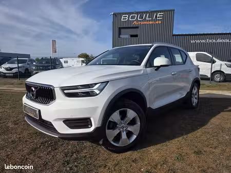 Volvo XC40 D3 2.0 150 Momentum