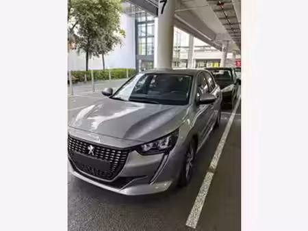 Peugeot 208 1.5 BlueHDi 100 Style