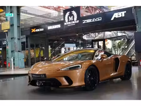 McLaren GT V8 4.0