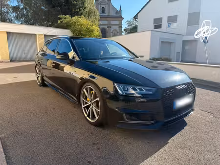 Audi A4 2.0 TFSI 252 quattro