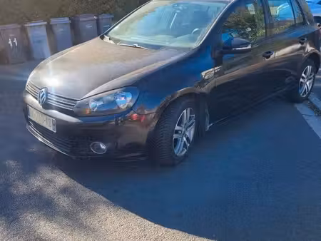 Volkswagen Golf 1.6 TDI 105