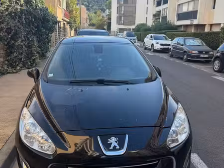 Peugeot 308 1.6 HDi 92