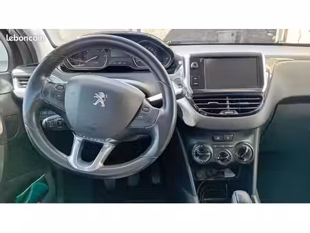 Peugeot 2008 1.2 VTi 82