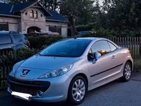 Peugeot 207 CC 1.6 HDi 110
