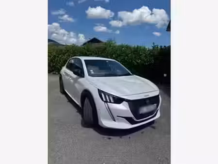 Peugeot 208 1.2 PureTech 130 GT Line