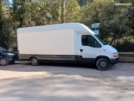 Renault Master 2.5 dCi 120