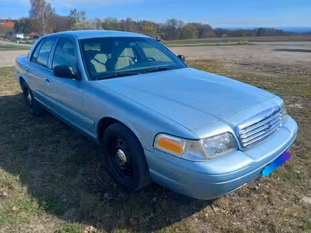 Ford Crown Victoria
