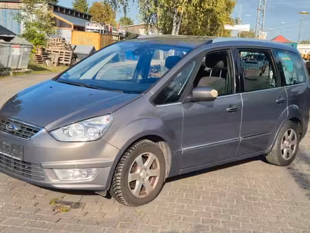 Ford Galaxy 2.0 TDCi 140 Titanium