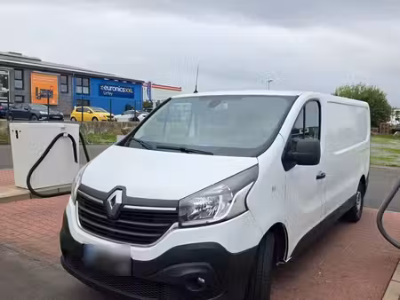 Renault Trafic 2.0 dCi 145