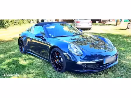 Porsche 911 Carrera 4S 4x4