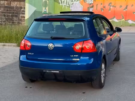 Volkswagen Golf 1.6 FSI