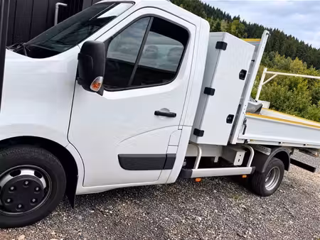 Nissan Interstar 2.3 dCi 165 Acenta
