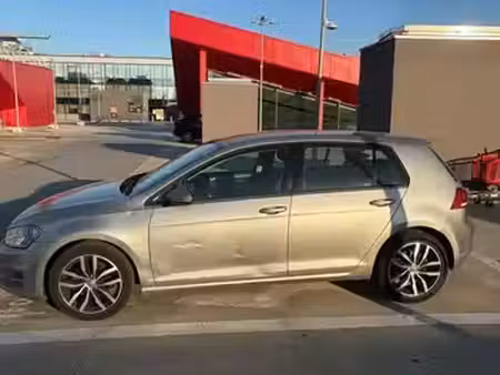 Volkswagen Golf 1.6 TDI 105 Carat