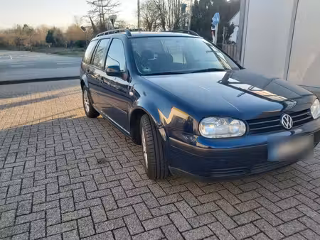 Volkswagen Golf 1.6 100