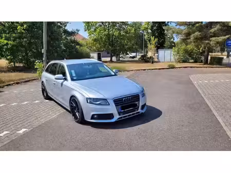 Audi A4 V6 2.7 TDI 190 Ambition