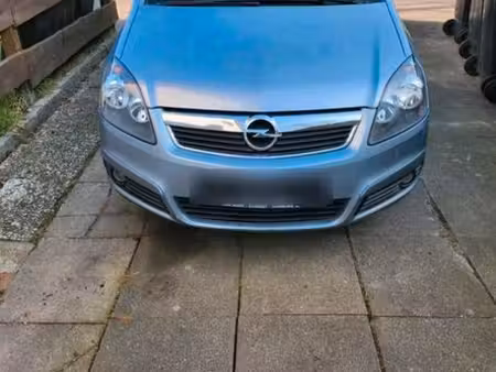 Opel Zafira 1.9 100