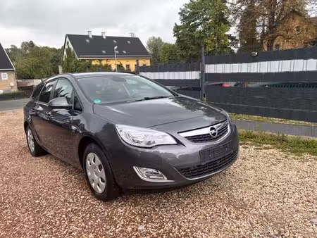 Opel Astra 1.4 140