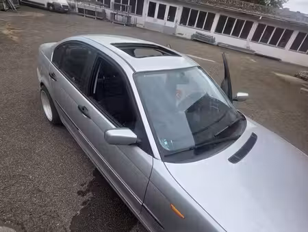 BMW Série 3 361i 1.8 115