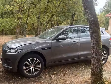Jaguar F-Pace D180 2.0 180