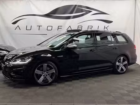 Volkswagen Golf R 4Motion