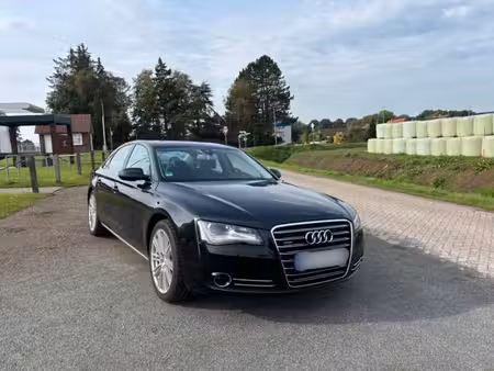 Audi A8 V8 4.2 TDI quattro