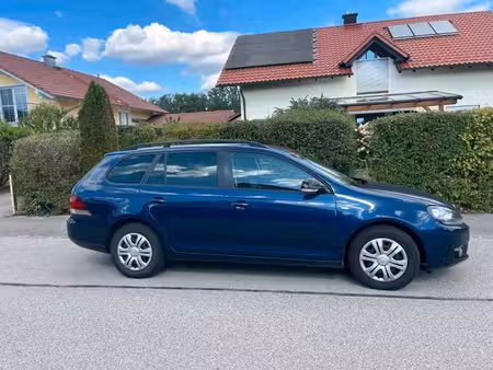 Volkswagen Golf 1.6 TDI 105