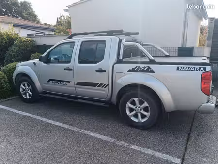 Nissan Navara 2.5 dCi 144