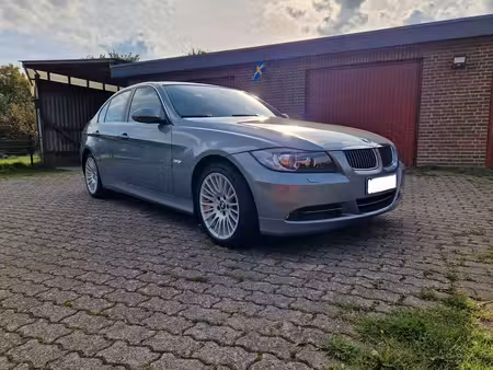 BMW Série 3 330i 3.0 258
