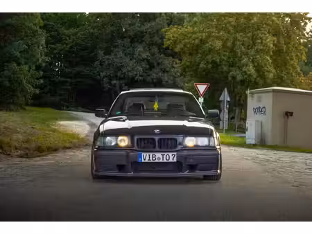BMW Série 3 323i 2.5 170